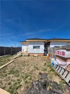 Duplex 4 camere - despartit prin CT - zona foarte buna - asfalt - posibilitate alegere finisaje - foto 17