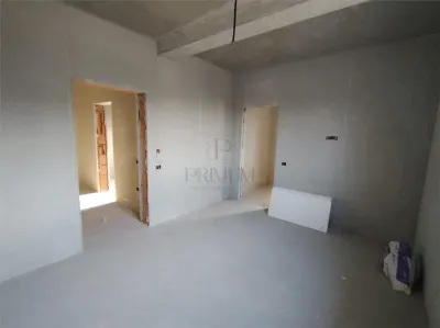 Duplex 4 camere - despartit prin CT - zona foarte buna - asfalt - posibilitate alegere finisaje - foto 5