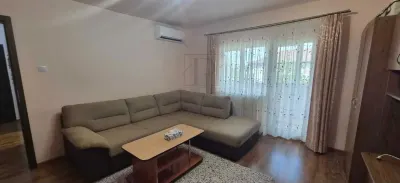 BUCOVINA - 2 CAMERE  - CENTRALA PROPRIE - BLOC IZOLAT CU ACOPERIS - foto 2