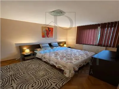 PIATA 700 - 2 CAMERE - ETAJUL 2 - CENTRALA PROPRIE - ZONA EXCELENTA - foto 2
