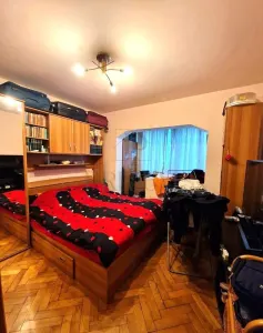 SOARELUI - ETAJ 1 - 3 CAMERE - 2 BAI - CENTRALA PROPRIE - BOXA - foto 2
