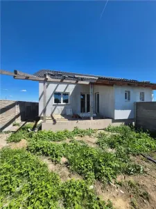 DUPLEX LA ASFALT SI TOATE UTILITATILE LA PRET DE APARTAMENT  POSIBILITATE MANSARDARE - foto 5