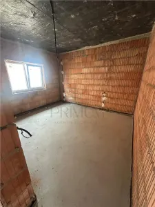 DUPLEX LA ASFALT SI TOATE UTILITATILE LA PRET DE APARTAMENT  POSIBILITATE MANSARDARE - foto 7