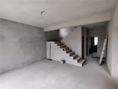 Duplex foarte spatios - 3 bai - 2 dormitoare matrimoniale - foto 3