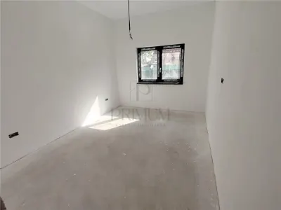 CASA INDIVIDUALA CU GARAJ - ASFALT - foto 5