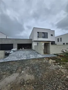 CASA INDIVIDUALA - GARAJ - MOSNITA NOUA - PROIECT DEOSEBIT - foto 1