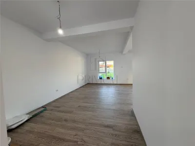 Duplex pe parter - finisaje top- zona excelenta - foto 4