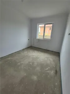 GHIRODA, CASA 3 CAMERE, 2 DORMITOARE BUCATARIE INCHISA - foto 5