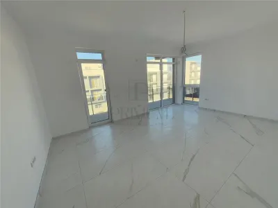 BRAYTIM - 2 CAM - ETAJUL 1 - DECOMANDAT - TERASA 17MP - FINALIZAT - Giroc