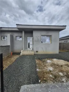 Duplex pe parter - 2 dormitoare - 2 bai - zona in dezvoltare - foto 3