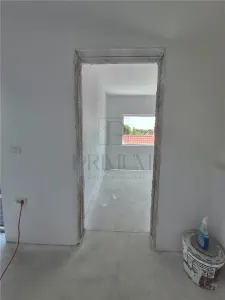 PLOPI, CASA INDIVIDUALA, 3 CAMERE, 2 DORMITOARE, 2 BAI - foto 12