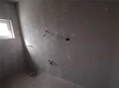 Duplex despartit prin baie - canalizare - mansardabil - foto 6