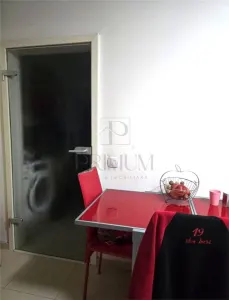 CIRCUMVALATIUNII - PARTER - 3 CAMERE - BALCON - CENTRALA PROPRIE - RULOURI - RENOVAT - foto 5