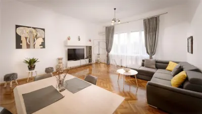 CENTRAL - 3 CAM - SPATIOS - 3 BAI - RENOVAT - COMPARTIMENTAT INTELIGENT - ZONA SUPERBA - foto 2