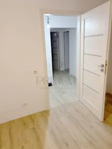 DAMBOVITA - 3 CAM - DECOM. - INCALZIRE IN PARDOSEALA - 2 BAI - ETAJ 1- RENOVAT - foto 4