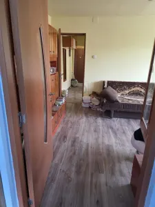 SAGULUI - ETAJ 2 - BLOC IZOLAT - 3 CAMERE - DEBARA - CENTRALA PROPRIE - CLIMA - foto 4