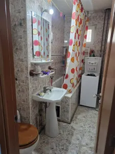 SAGULUI - ETAJ 2 - BLOC IZOLAT - 3 CAMERE - DEBARA - CENTRALA PROPRIE - CLIMA - foto 7