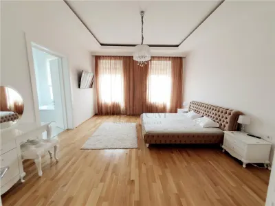 NEPTUN - 3 CAMERE - SPATIOAS - INALT - RENOVAT - 2 BAI - VILA ISTORICA - ZONA SUPERBA - foto 5