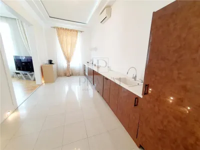 NEPTUN - 3 CAMERE - SPATIOAS - INALT - RENOVAT - 2 BAI - VILA ISTORICA - ZONA SUPERBA - foto 7
