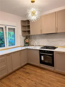 Favorit- 3 cam- centrala proprie- renovat complet - foto 6