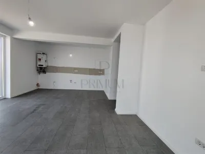 Apartamente Mosnita - 2 camere - curte proprie - zona excelenta - foto 2