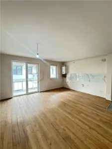 GIROC - 1 CAMERA - ETAJ INTERMEDIAR - EXCELENT INVESTITE - ZONA BUNA - foto 3