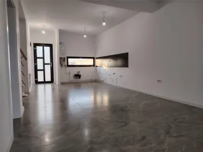 Duplex modern - spatios - perete dublu - finalizat - foto 3