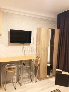 BUZIASULUI - 1 CAMERA - RENOVATA  - PRETABIL INVESTITII - foto 5