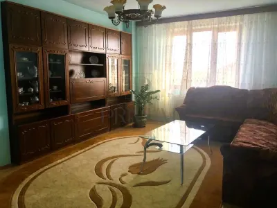 MIRCEA CEL BATRAN - 4 CAMERE - 2 BAI - ETAJ 3 - DECOMANDAT - SPATIOS - foto 4