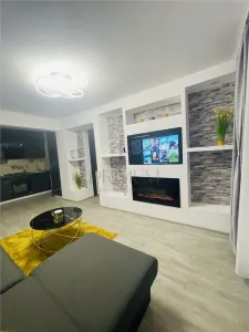 Gheorghe Lazar - 2 Camere - Etaj 1 cu LIFT - Centrala proprie - Complet renovat - foto 3
