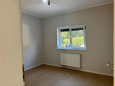 BRAYTIM - 3 CAMERE - PARTER - RENOVAT - ZONA BUNA - foto 4