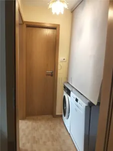 Dambovita - 2 Camere - Etaj 2 - Centrala proprie - Bloc izolat - Boxa in CF - Decomandat - foto 6