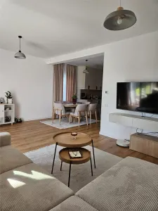 Duplex mobilat si utilat - asfalt - curte amenajata - foto 3