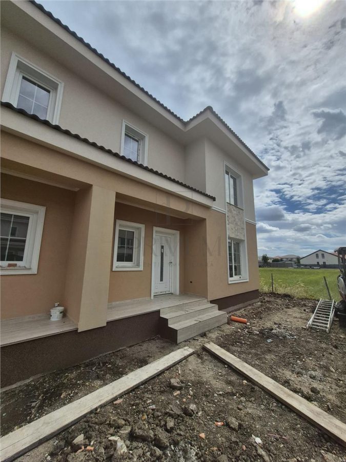 DUPLEX SUPERB - FINISAJE TOP - ZONA TOP - Mosnita Noua