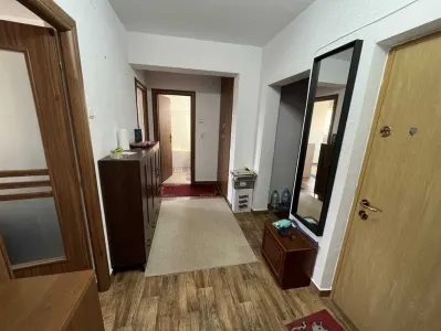 Apartament cu 3 Camere, decomandat, Cetate, Mercur, 2 bai,boxa - foto 5