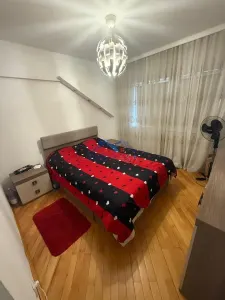 Apartament 2 camere ,decomandat, 2 balcoane, Cetate-Mercur, mobilat - foto 4