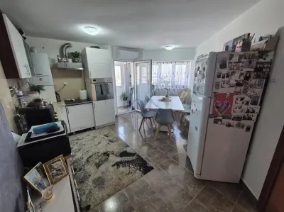 Apartament 2 camere decomandat, Cetate, et.3 - Alba Iulia