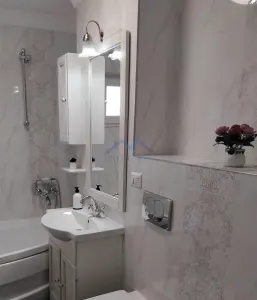 Apartament 2 camere reconfigurat,.et.3, renovare premium, boxa parter, Ampoi - foto 8