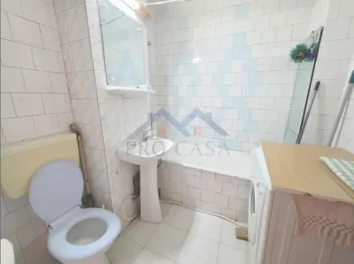 Apartament 2 camere decomandat, et.2, Cetate, zona Mercur - foto 5