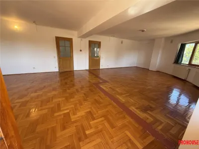 Cladire ideala pentru gradinita privata - Calea Moldovei - foto 7