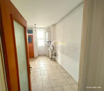 Apartament 3 camere in Centrul Nou Brasov zona ONIX - foto 11