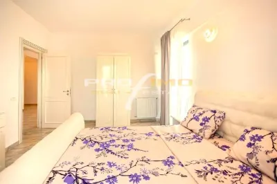 Statiunea Mamaia - Apartament 2 camere Cu vedere partiala la Mare si Lac - foto 5