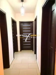 Apartament 4 camere su.110mp.Et.2 Tomis Nord TAV-ri - foto 4