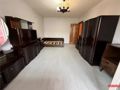 OKAZIE! - Energiei-G. Bacovia- 2 camere decomandate - foto 2