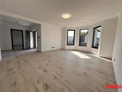 Primul Chirias - Casa Noua - toate utilitatile - foto 5