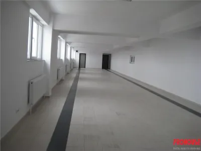 Birouri renovate - toate dotarile - zona Politie / Jandarmerie - 169mp - foto 4