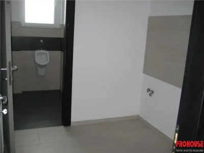 Birouri renovate - toate dotarile - zona Politie / Jandarmerie - 169mp - foto 10