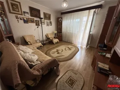 Apartament 2 camere decomandate - etajul 2 - ULTRACENTRAL - foto 2