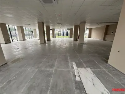Spatiu comercial 430mp - BLOC 2026 - Str Bradului - PARCARE - Vitrina generoasa - foto 7