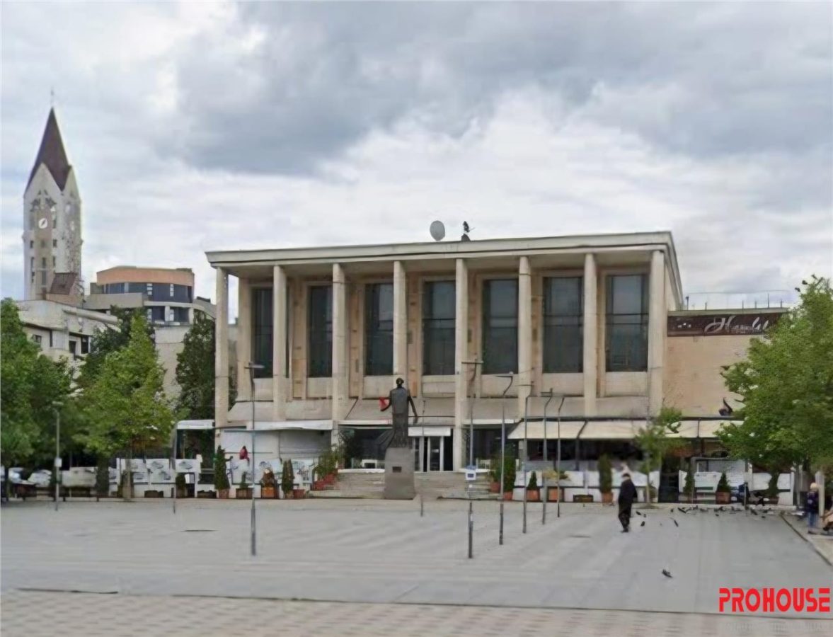 Ultracentral 2 camere - balcon - Bacau